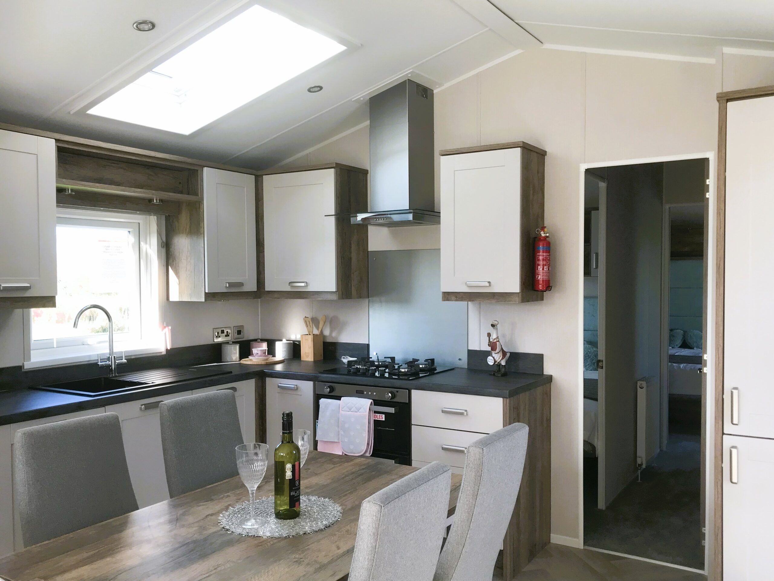 Willerby Sheraton Elite Lodge SALE INCLUDES 2025 SITE FEES