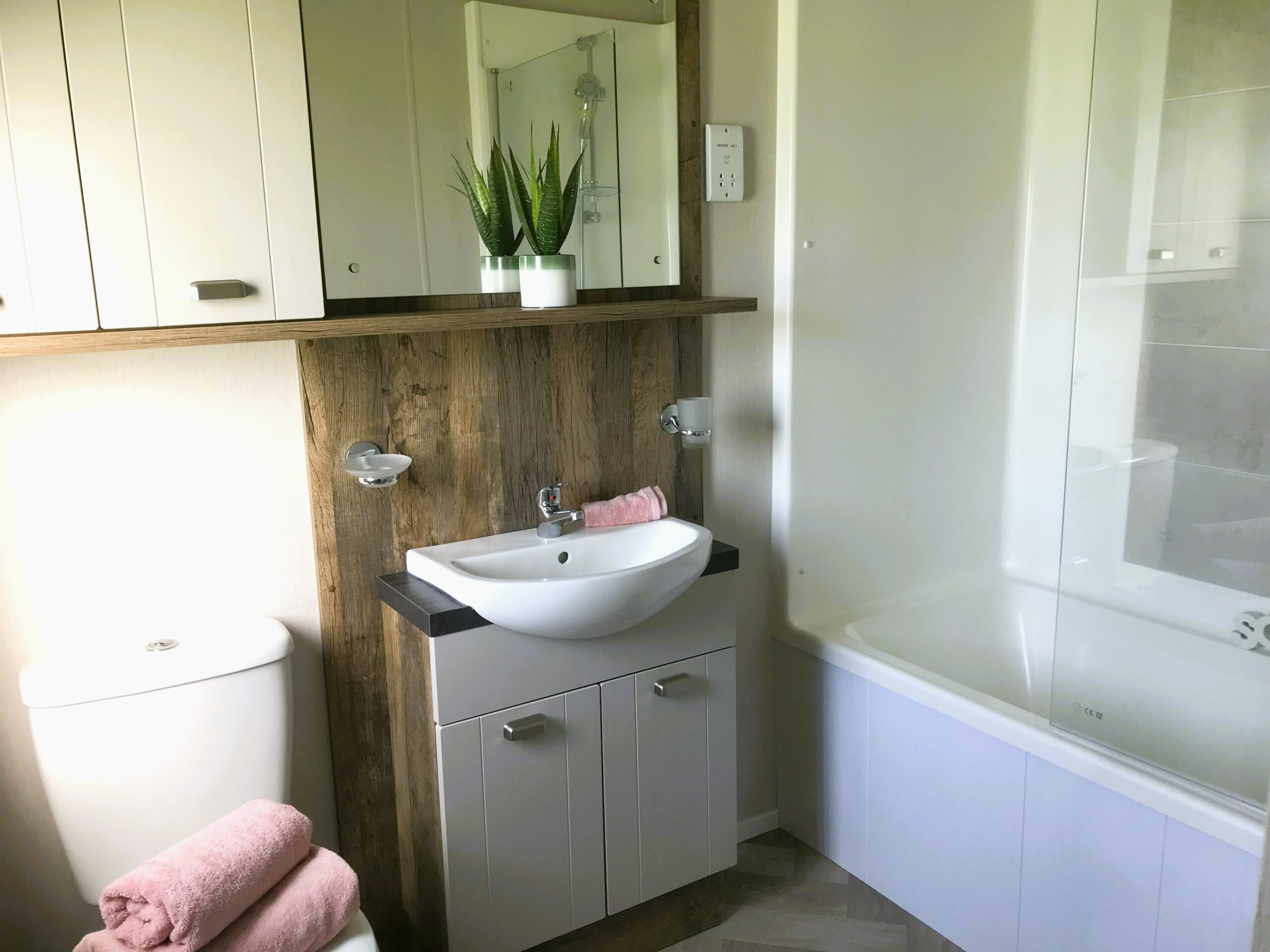 Willerby Sheraton Elite Lodge SALE INCLUDES 2025 SITE FEES