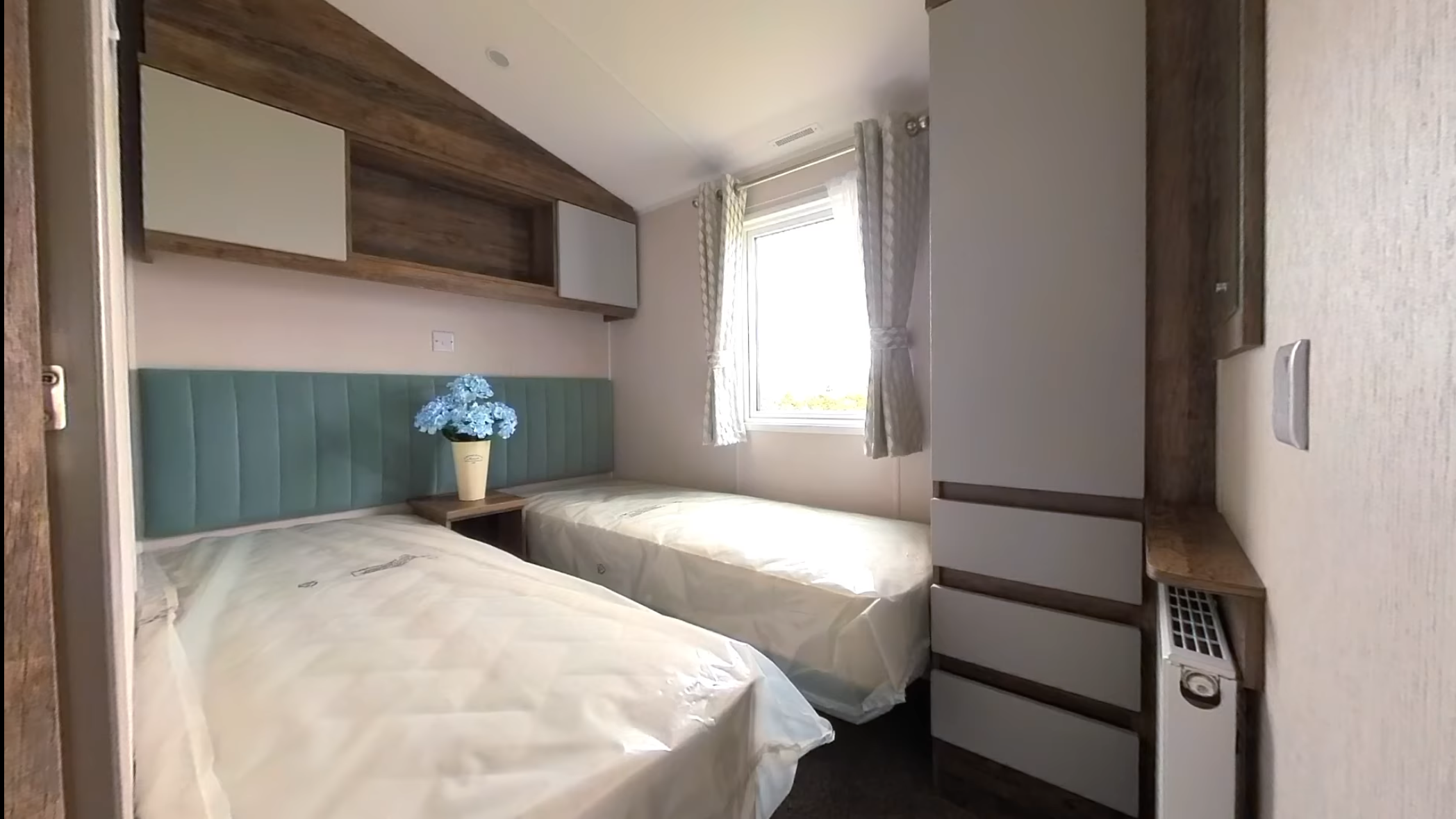 Willerby Brookwood 38 x12