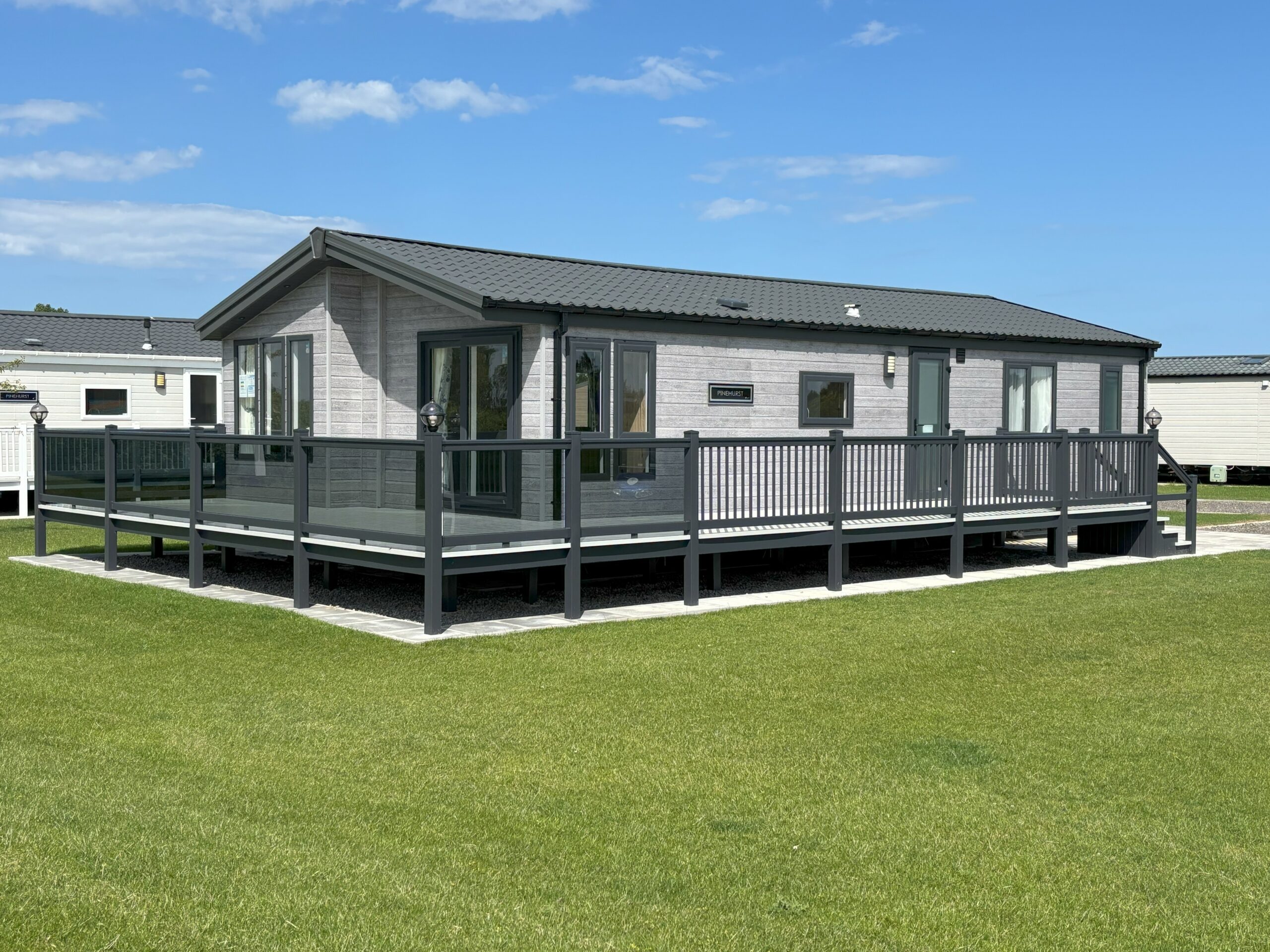 Willerby Pinehurst Lodge 40 x 20 Huge Package Summer Deal 2025